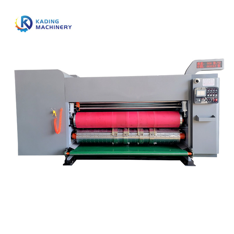 Máy cắt bế hộp carton hoàn toàn tự động được trang bị thiết bị dừng khẩn cấp và đệm đe điều chỉnh điện