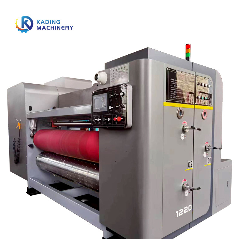 Máy cắt bế hộp carton hoàn toàn tự động được trang bị thiết bị dừng khẩn cấp và đệm đe điều chỉnh điện