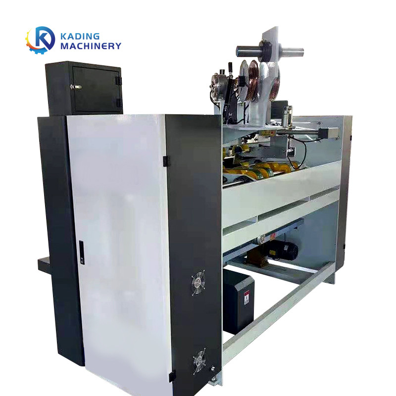 Máy khâu hộp sóng 1 đến 99 đinh với hệ thống máy tính động cơ Servo để đóng gói thực phẩm